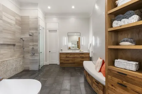 82 E Bracebridge Circle The Woodlands TX 77382