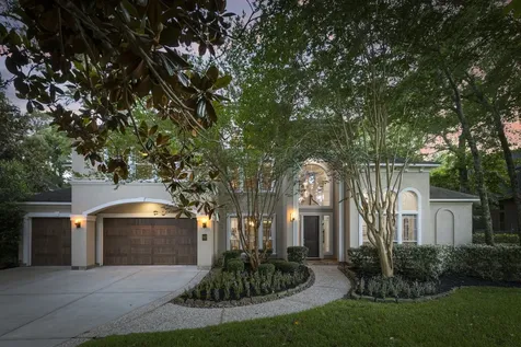 82 E Bracebridge Circle The Woodlands TX 77382