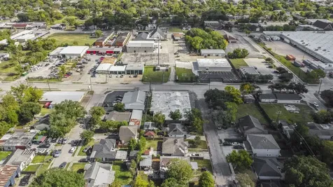 1018 Shaver Street Pasadena TX 77506