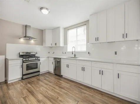 5108 Clay Street Houston TX 77023