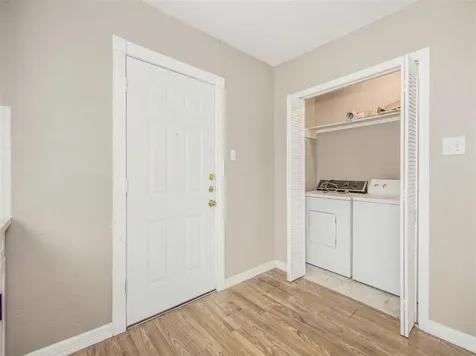 5108 Clay Street Houston TX 77023