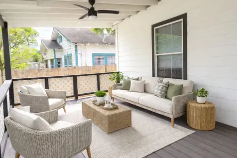 5108 Clay Street Houston TX 77023