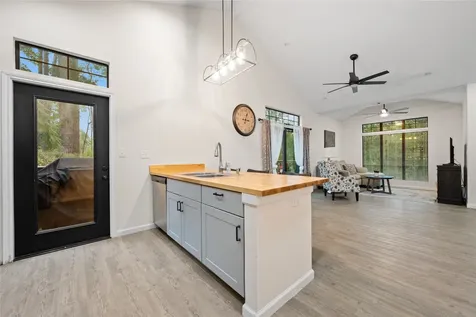 71 White Oak Street Point Blank TX 77364