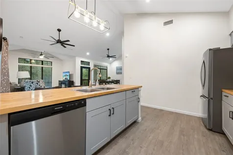 71 White Oak Street Point Blank TX 77364