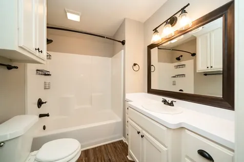 317 E Robinwood White Oak TX 75693