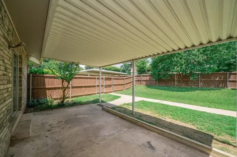 317 E Robinwood White Oak TX 75693