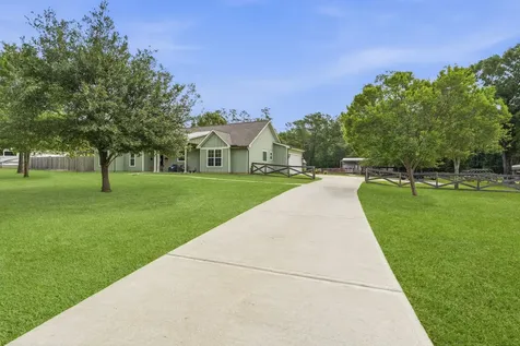 9937 Chestnut Court Montgomery TX 77316