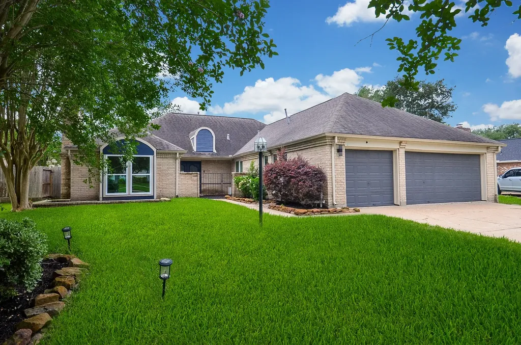 902 Rolling Mill Drive Sugar Land TX 77498
