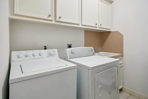 4413 Darsey Street Bellaire TX 77401