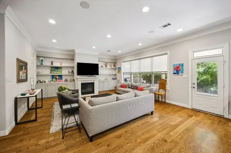 4413 Darsey Street Bellaire TX 77401