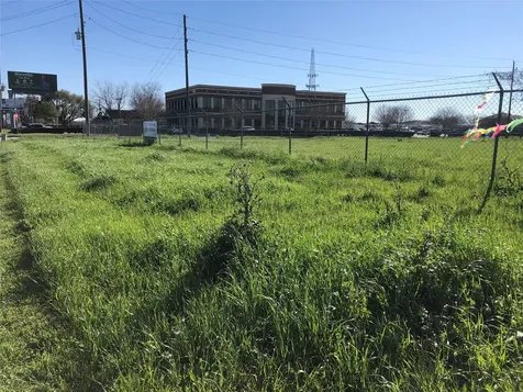 1121 Fm 359 Road Richmond TX 77406