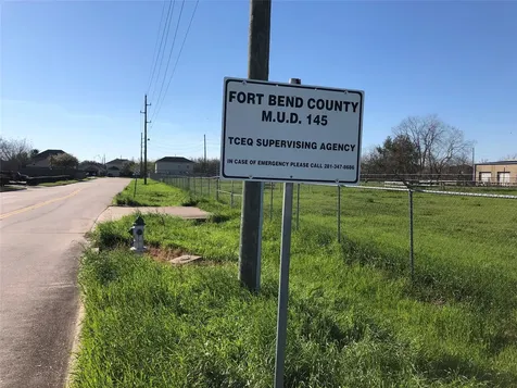 1121 Fm 359 Road Richmond TX 77406