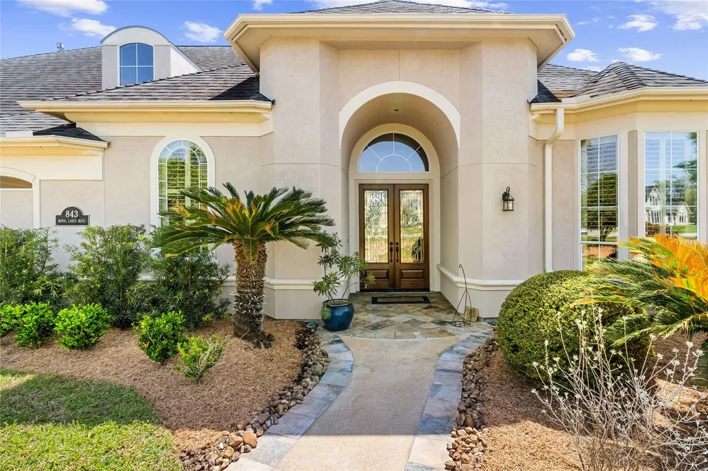 843 Royal Lakes Boulevard Richmond TX 77469