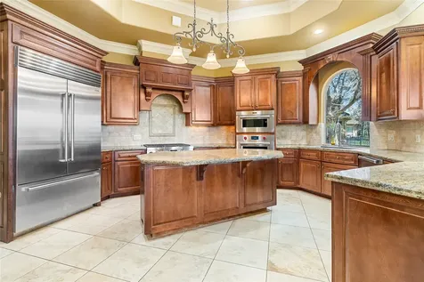 843 Royal Lakes Boulevard Richmond TX 77469