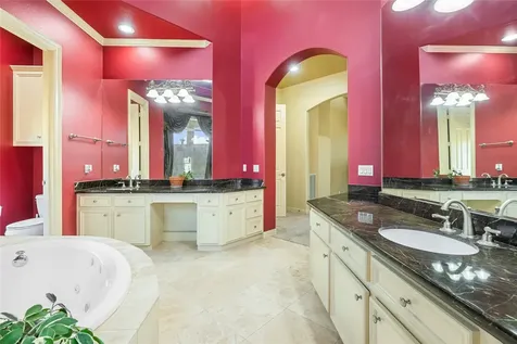 843 Royal Lakes Boulevard Richmond TX 77469