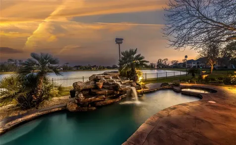 843 Royal Lakes Boulevard Richmond TX 77469