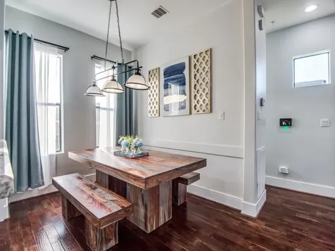 1509 Holly Street Houston TX 77007