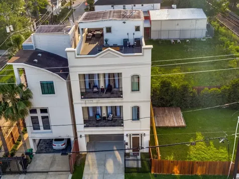 1509 Holly Street Houston TX 77007