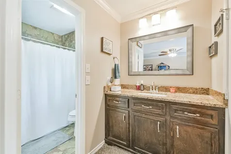 306 County Road 3997 Cleveland TX 77328