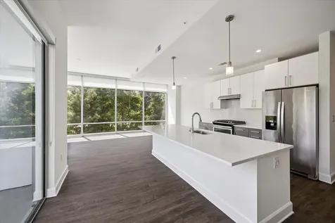 2000 Hughes Landing 339 The Woodlands TX 77380