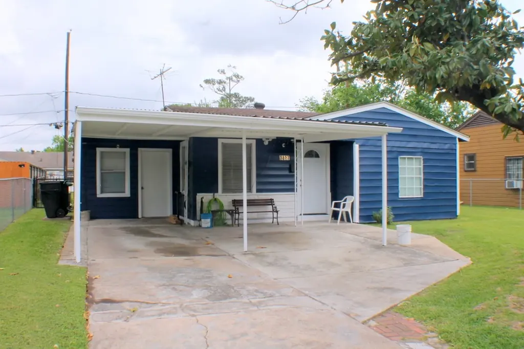 3827 Landa Lane Houston TX 77023
