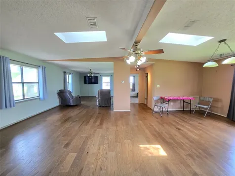 1495 W Bayshore Drive Palacios TX 77465