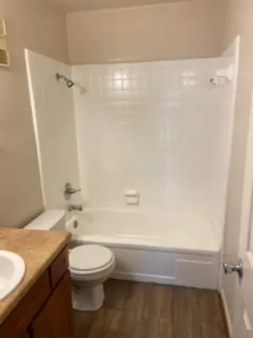 8100 Creekbend Drive 126 Houston TX 77071