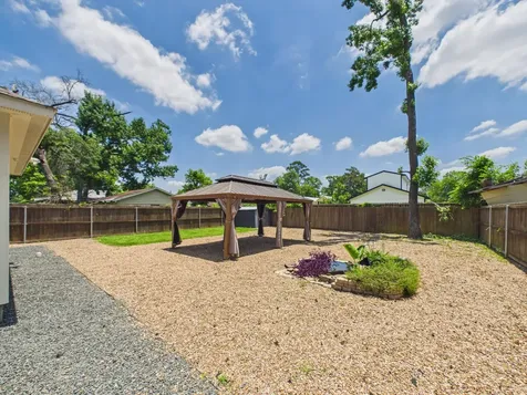 9214 Firnat Street Houston TX 77016