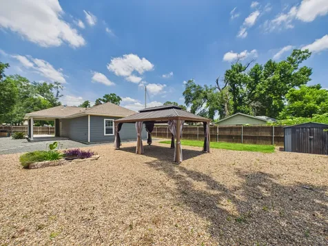 9214 Firnat Street Houston TX 77016