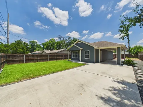 9214 Firnat Street Houston TX 77016