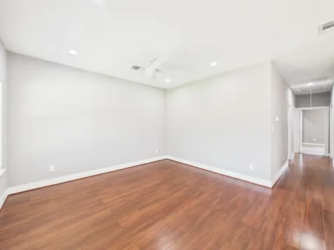 9214 Firnat Street Houston TX 77016