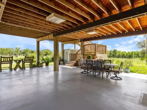 1851 County Road 297 Sargent TX 77414