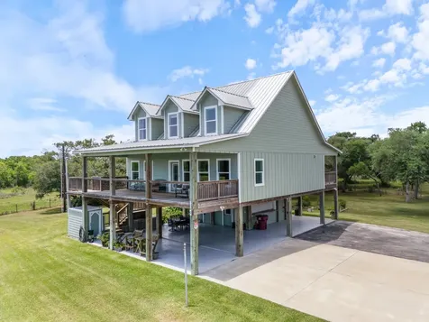 1851 County Road 297 Sargent TX 77414