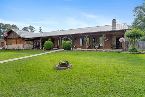 183 Lakeview Drive S Livingston TX 77351