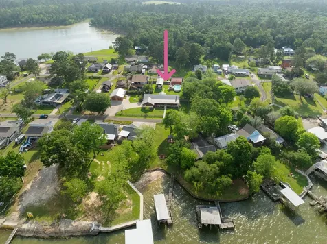 183 Lakeview Drive S Livingston TX 77351