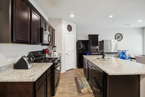 592 Road 5138 Cleveland TX 77327