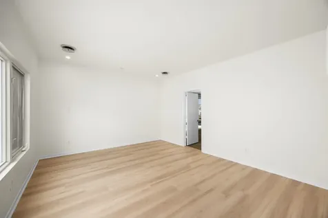5632 Kiam Street C Houston TX 77007