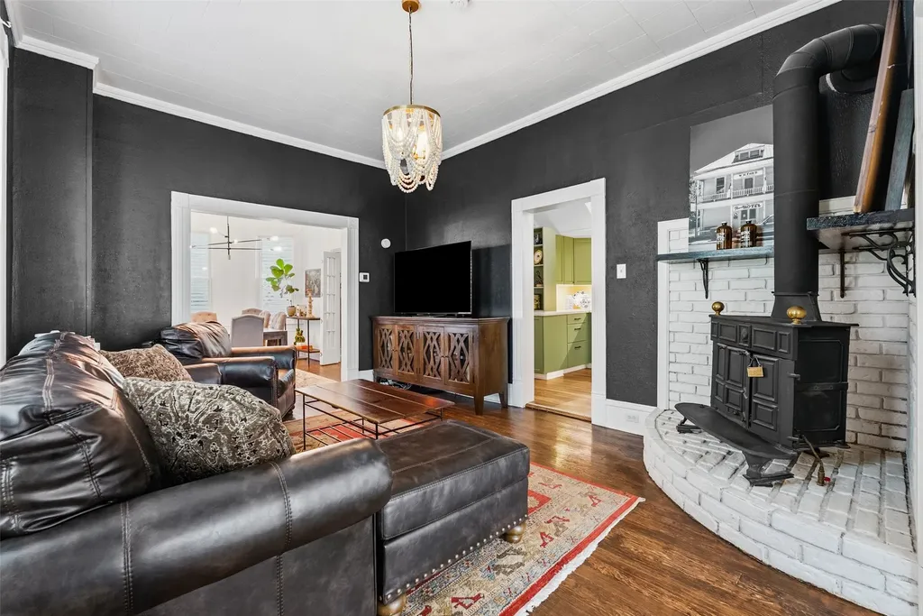 3826 Avenue O 1/2 Galveston TX 77550