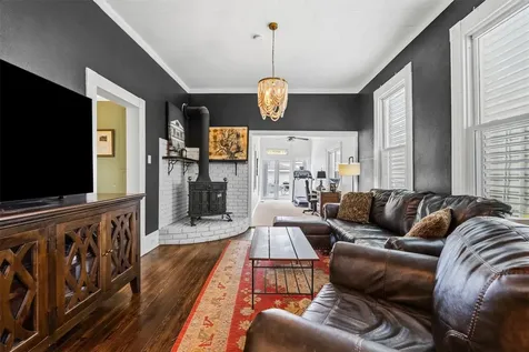 3826 Avenue O 1/2 Galveston TX 77550