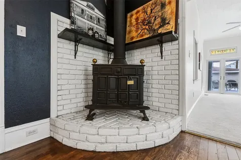 3826 Avenue O 1/2 Galveston TX 77550