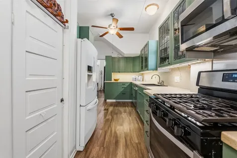 3826 Avenue O 1/2 Galveston TX 77550