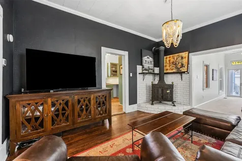 3826 Avenue O 1/2 Galveston TX 77550