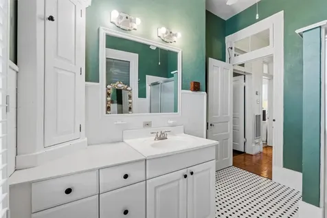 3826 Avenue O 1/2 Galveston TX 77550
