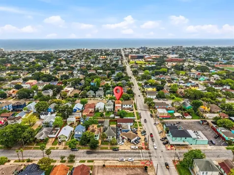 3826 Avenue O 1/2 Galveston TX 77550