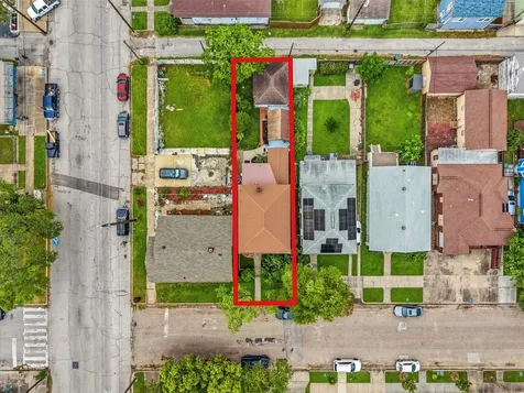 3826 Avenue O 1/2 Galveston TX 77550