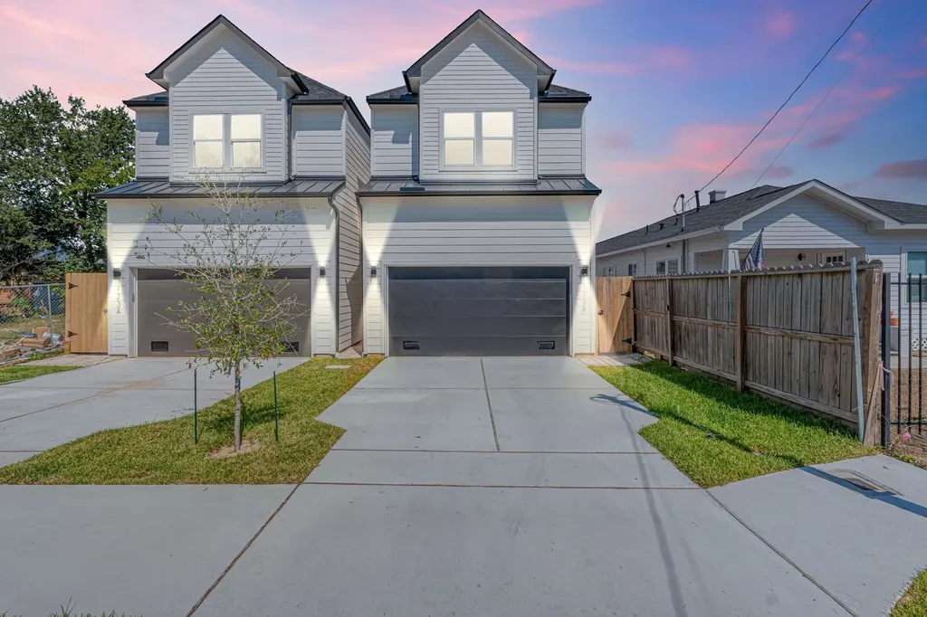 123 Amundsen Street B Houston TX 77009