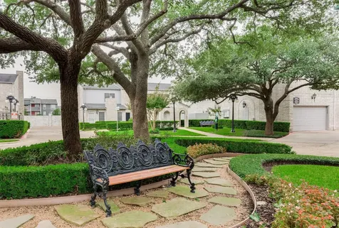 7326 Regency Square Court 7326 Houston TX 77036