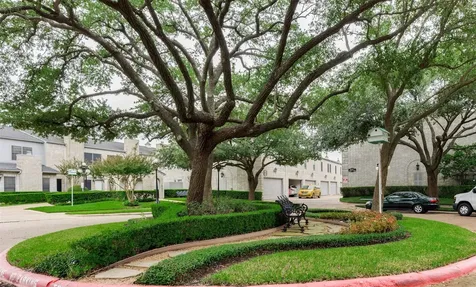 7326 Regency Square Court 7326 Houston TX 77036