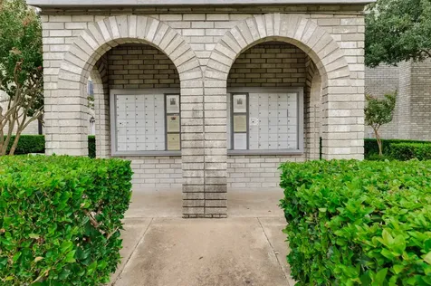 7326 Regency Square Court 7326 Houston TX 77036