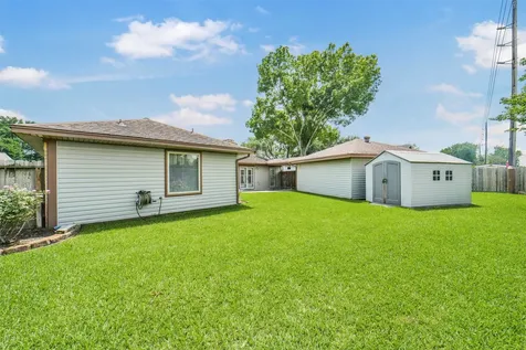 807 Green Belt Drive Sugar Land TX 77498